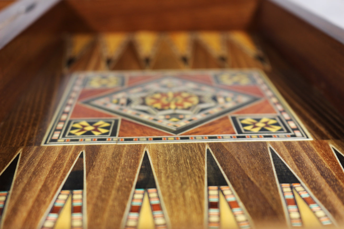 Neu 40 x 40 cm Holz Backgammon/Schachspiel/Dama Brett  EK 6-1-40 (Elessar) mit 30 Holz Backgammon Steine